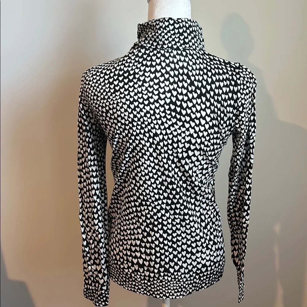 J. Crew Black and White Heart Print Women's Top - Picture 3 of 4
